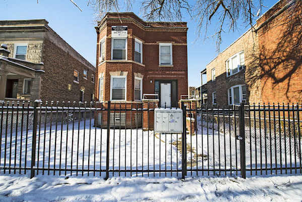 7608-10 S Sangamon property